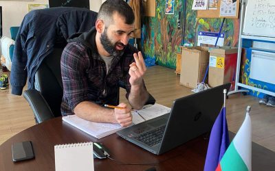 Synergy in Action: The Power of Partnership in the Youth Waves Surfers Project